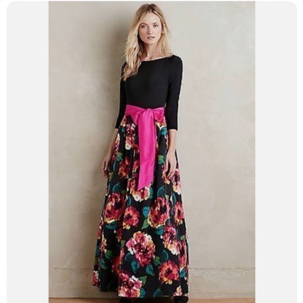 Eliza J Marlow Black 3/4 Length Sleeve Floral Scoop Neck Gown Sz 2 Bow Feminine
